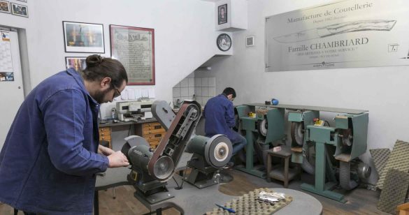 Service à Découper Laguiole Maison Chambriard – Corne & Inox – Fabriqué à Thiers